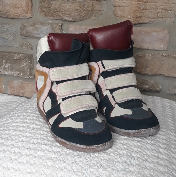Isabel Marant Shoes - Isabel Marant Beckett Suede Sneakers